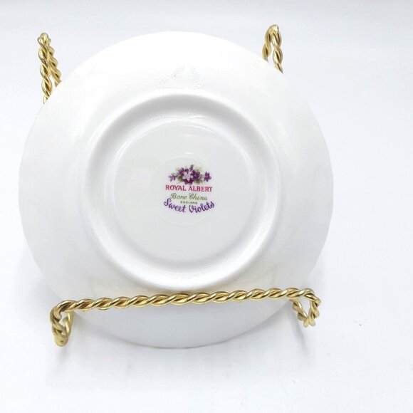 Royal Albert Tea Cup and Saucer -Sweet Violets Pattern- Bone China- England - Picture 8 of 9